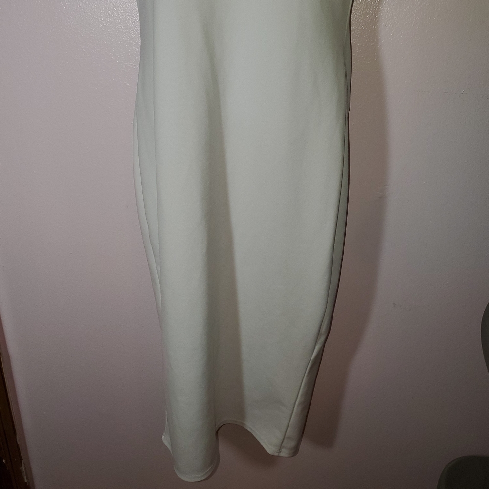 Misguided All White Dress NWOT - Picture 5 of 7